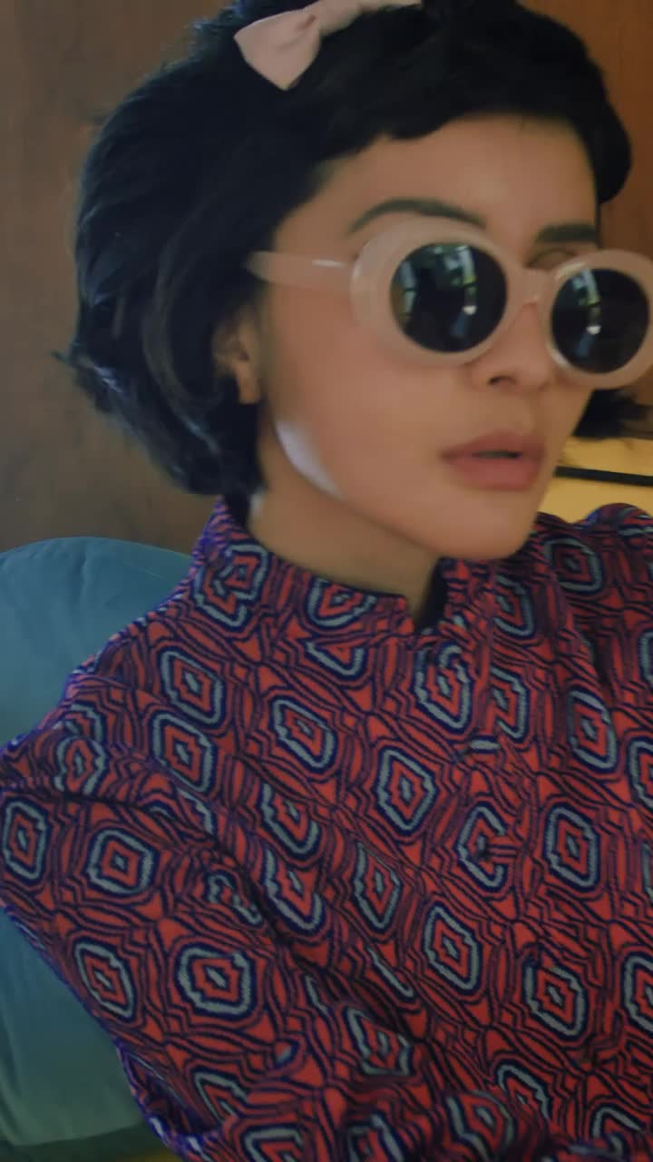 Free Stock Video Woman Taking A Selfie With A Retro Camera Live Wallpaper