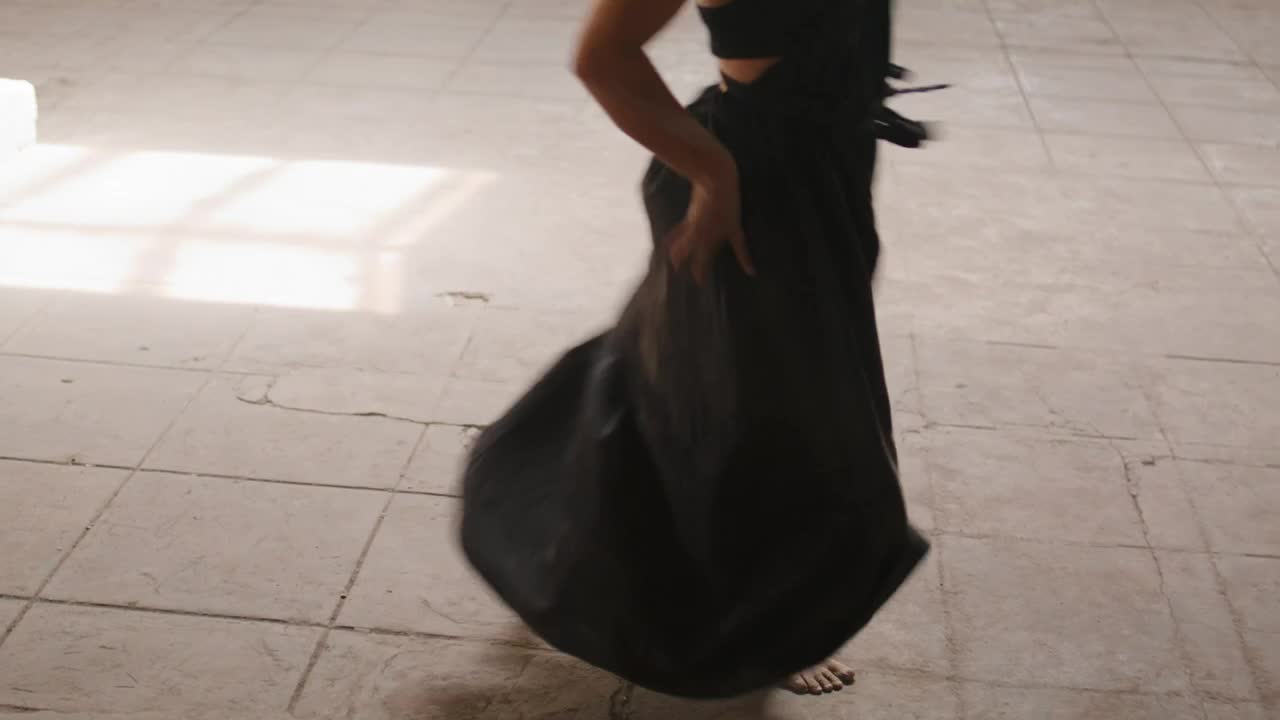 Free Stock Video Woman Dancing Contemporary Dance Live Wallpaper