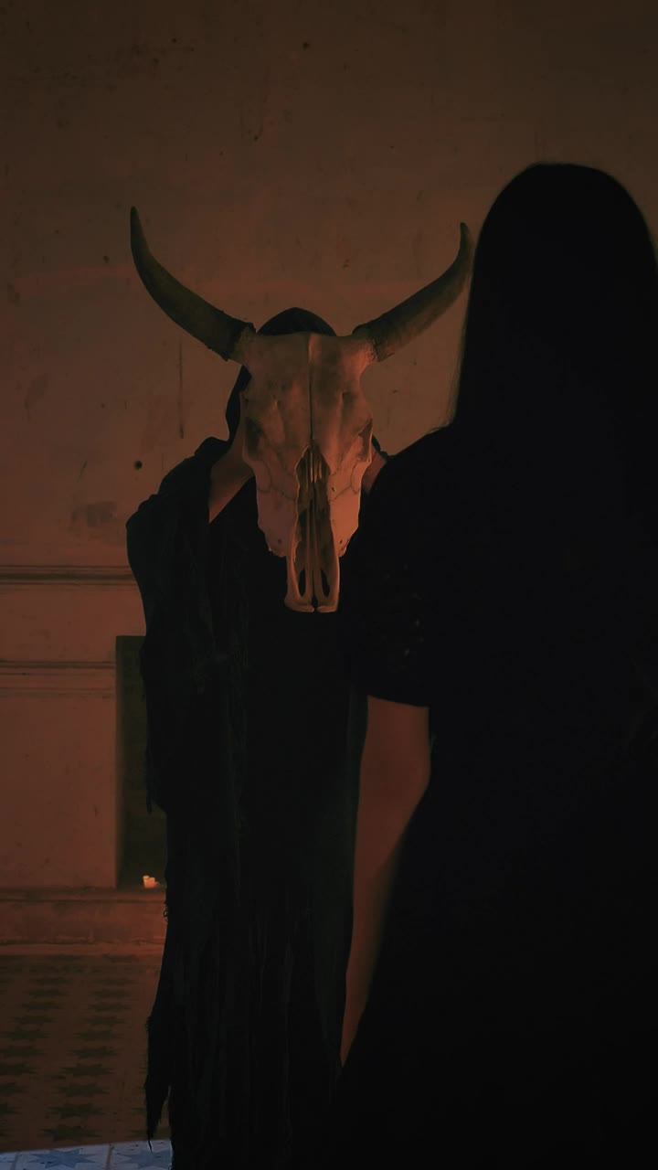Free Stock Video Woman Bows To The Skull Of A Bull Holding A Live Wallpaper