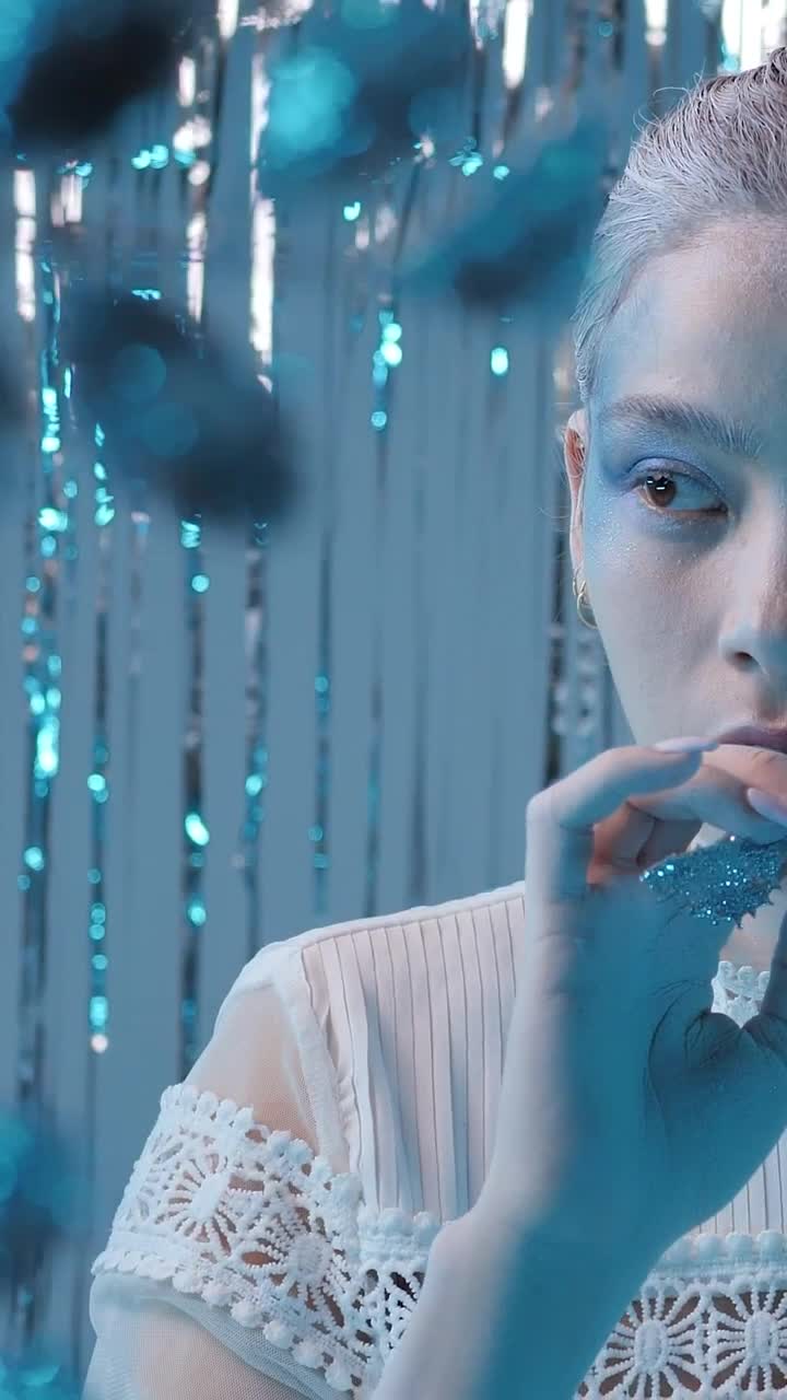 Free Stock Video Winter Fashion Cold Looking Woman Concept Video Live Wallpaper