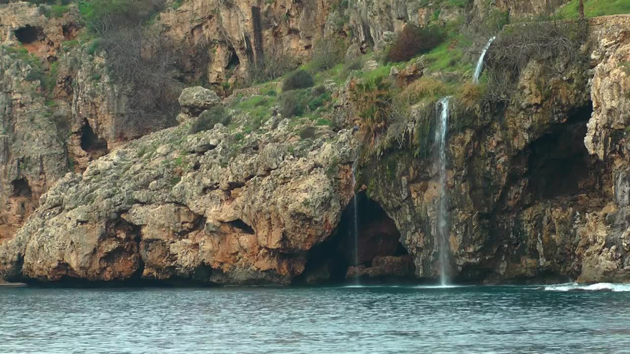   Stock Footage Waterfall In The Seashore Live Wallpaper