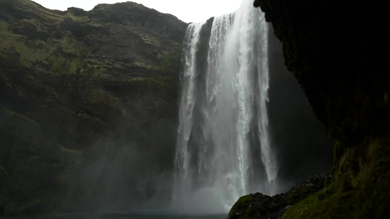   Stock Footage Waterfall Breaking Over Rocks Live Wallpaper