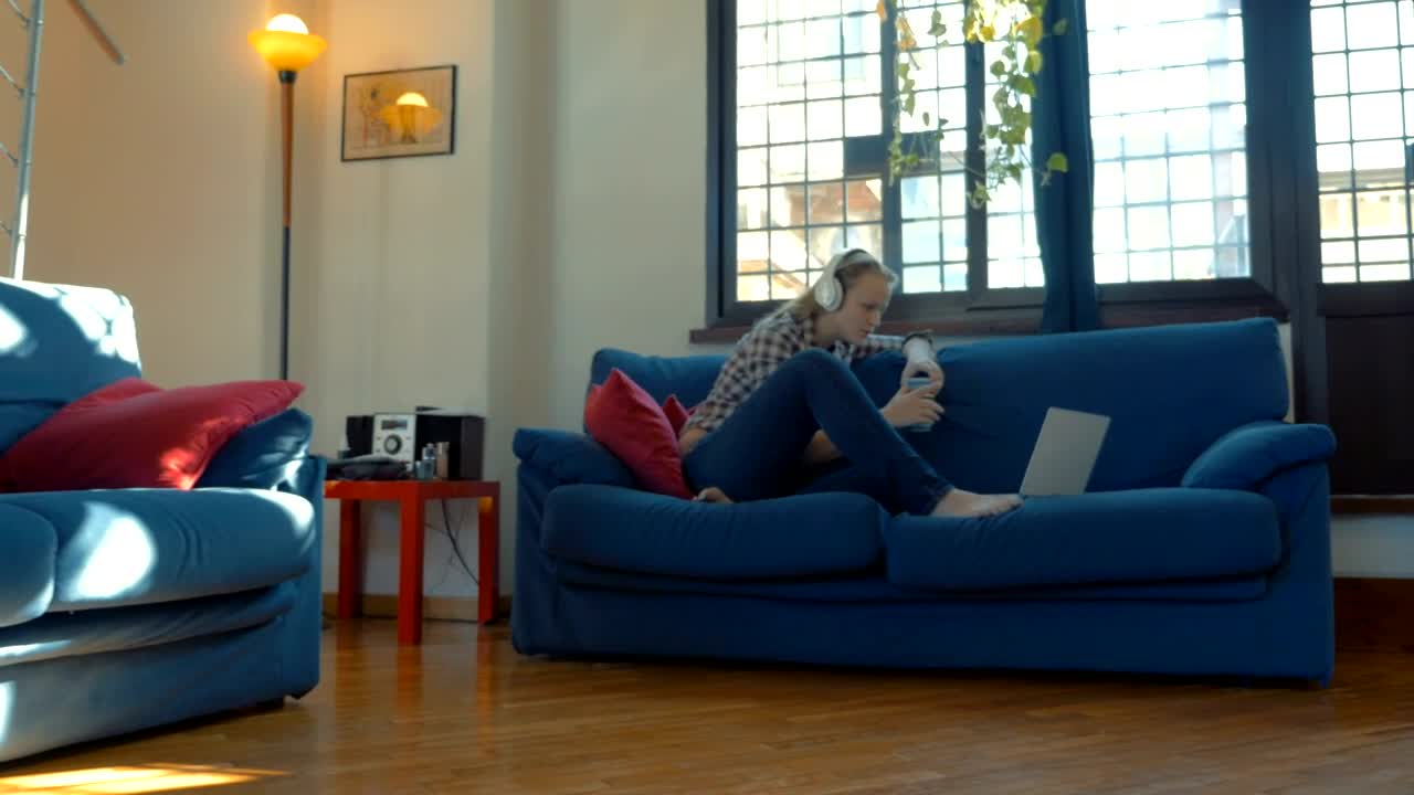   Stock Footage Video Call On The Sofa Live Wallpaper