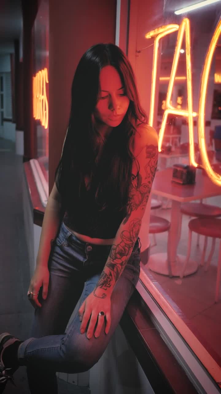   Stock Footage Urban Trendy Girls Portrait At Night Live Wallpaper