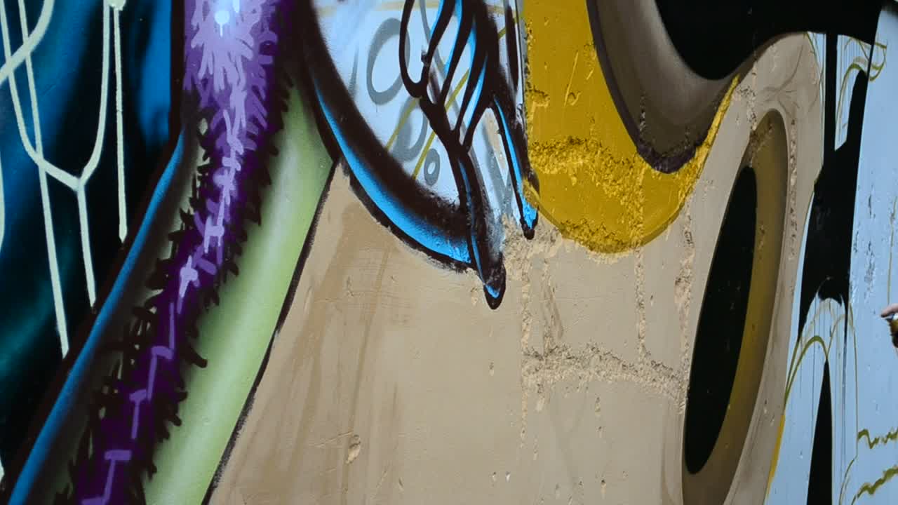   Stock Footage Urban Artist Painting A Mural Live Wallpaper