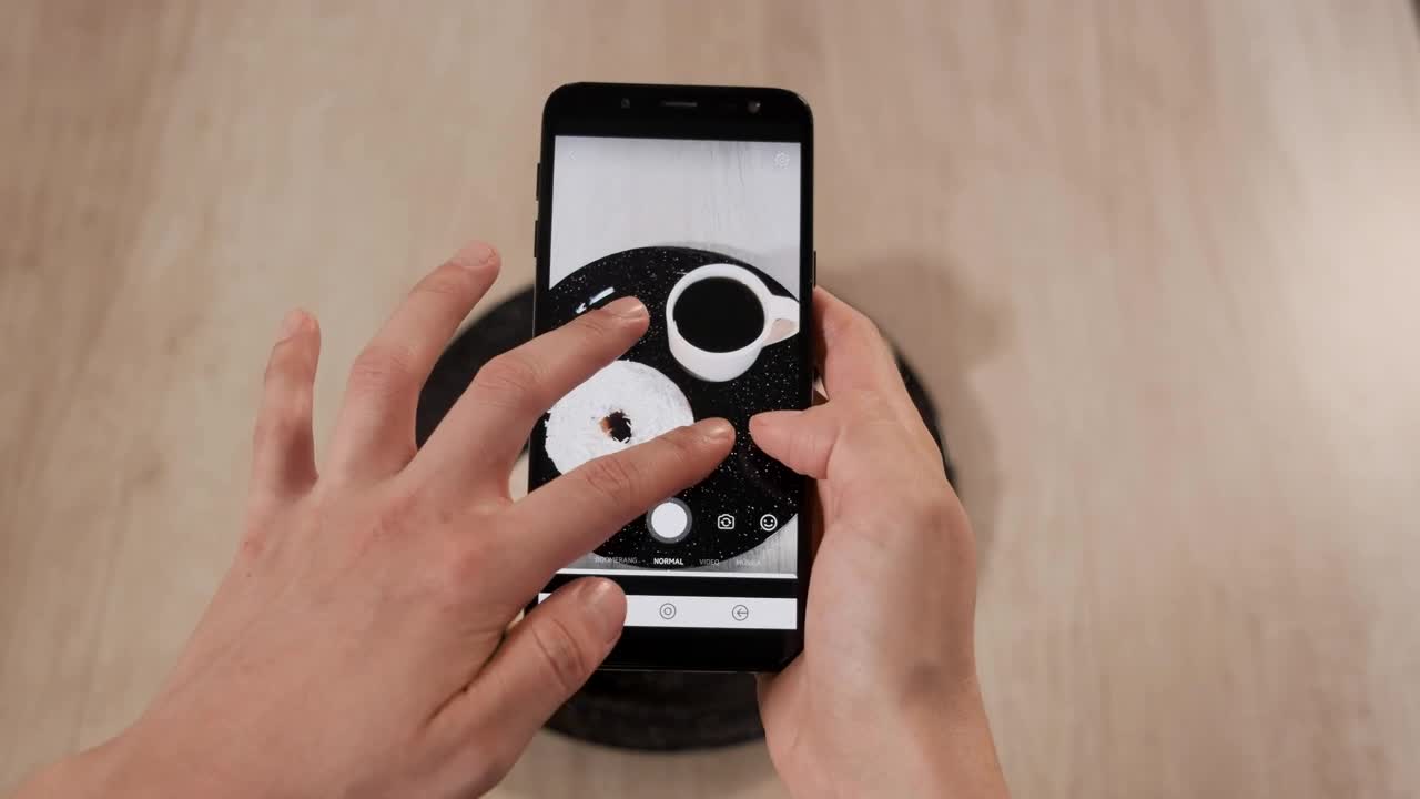   Stock Footage Uploading A Breakfast Instastory Live Wallpaper