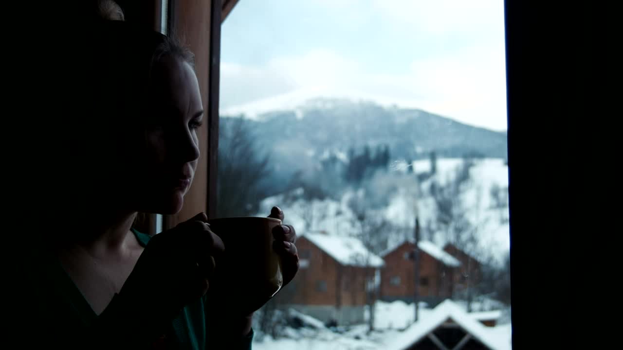 Stock Footage Woman Drawing A Heart In The Window Steam Live Wallpaper Free