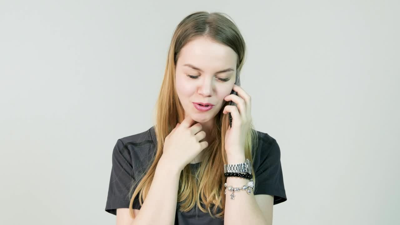Stock Footage Woman Smiling While Chatting On Her Cell Live Wallpaper Free