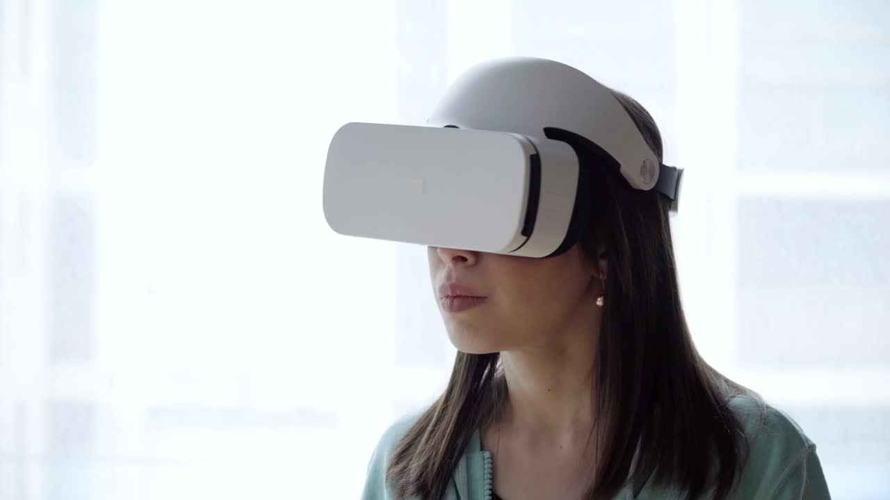 Stock Footage Woman Looking Around In Vr Glasses Live Wallpaper Free