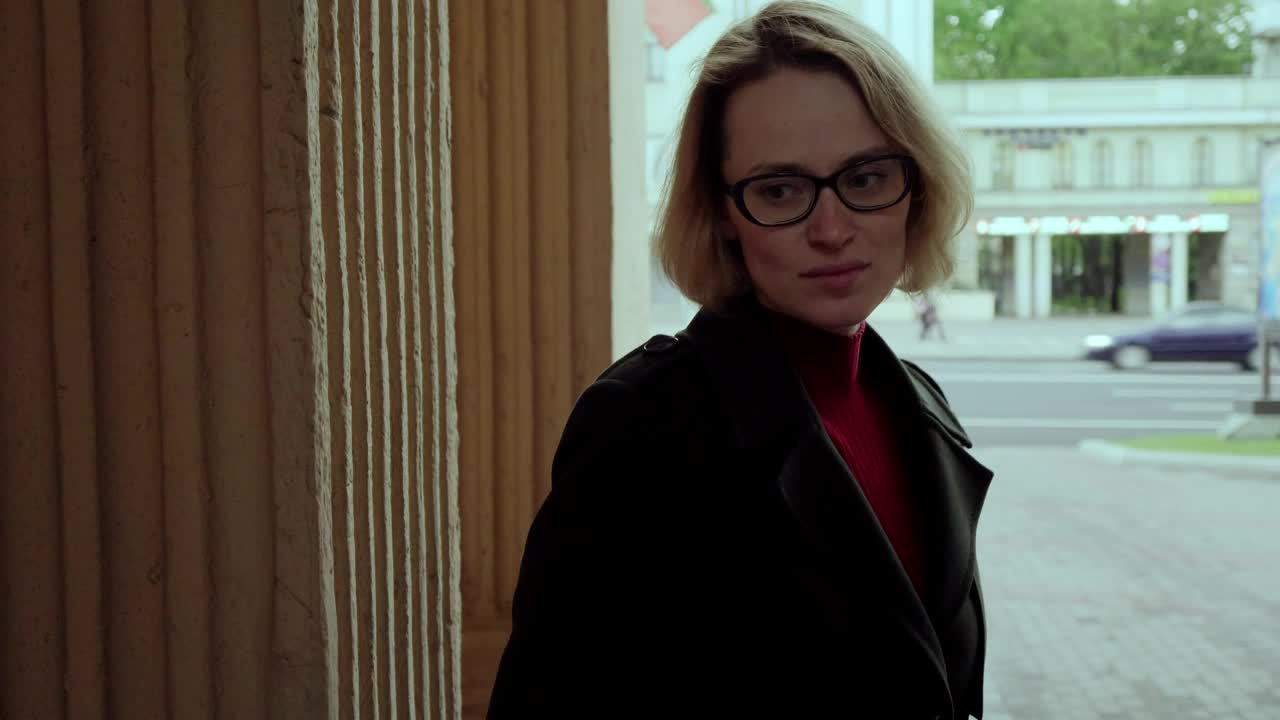 Stock Footage Worried Woman Outside Live Wallpaper Free