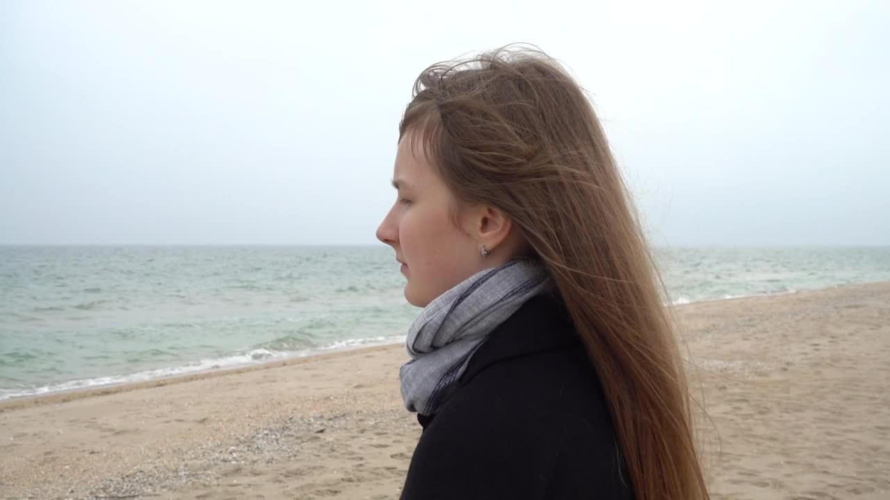 Stock Footage Woman Experiencing The Freedom Of The Sea Live Wallpaper Free