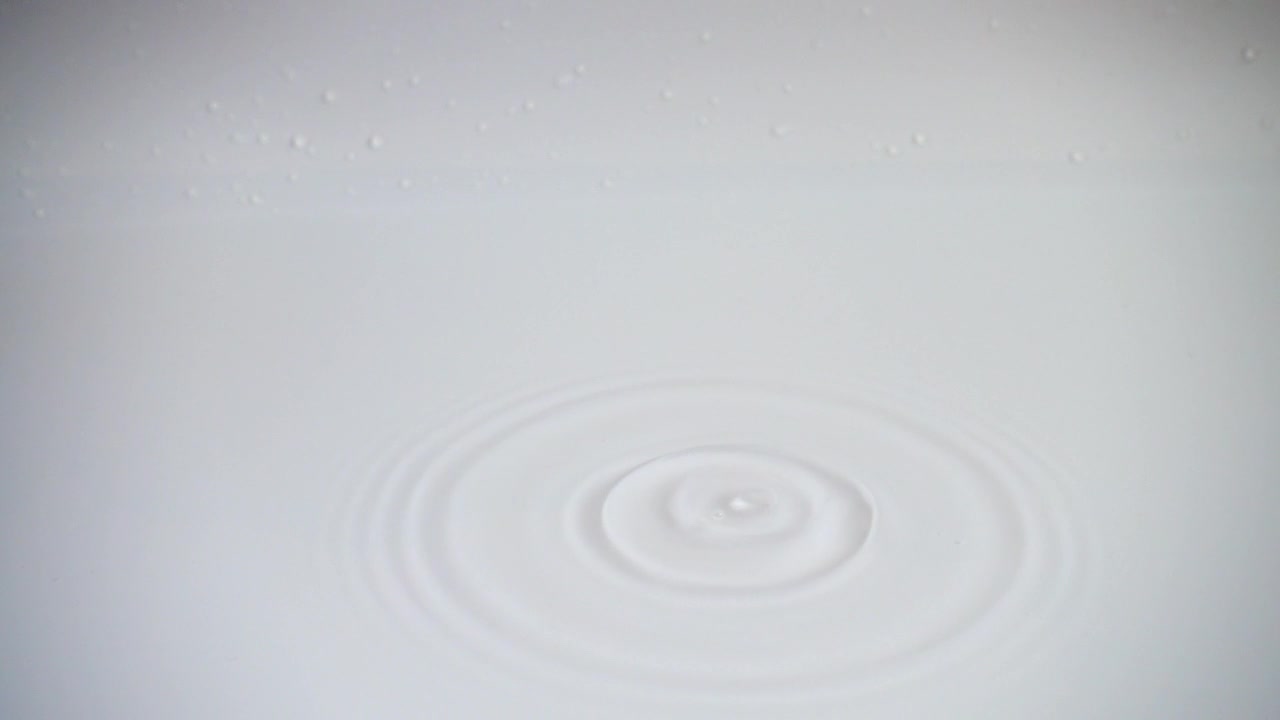 Stock Footage Yellow Lemon Falling In Water Live Wallpaper Free