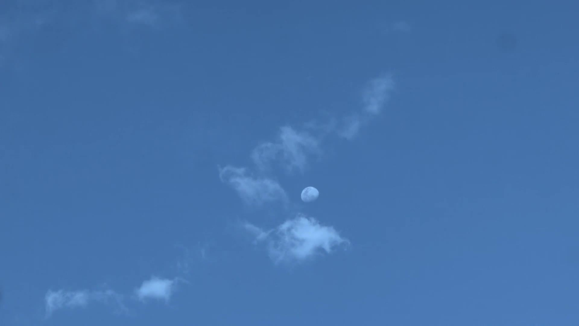 Free Video Moving Clouds Blue Sky Video Live Wallpaper