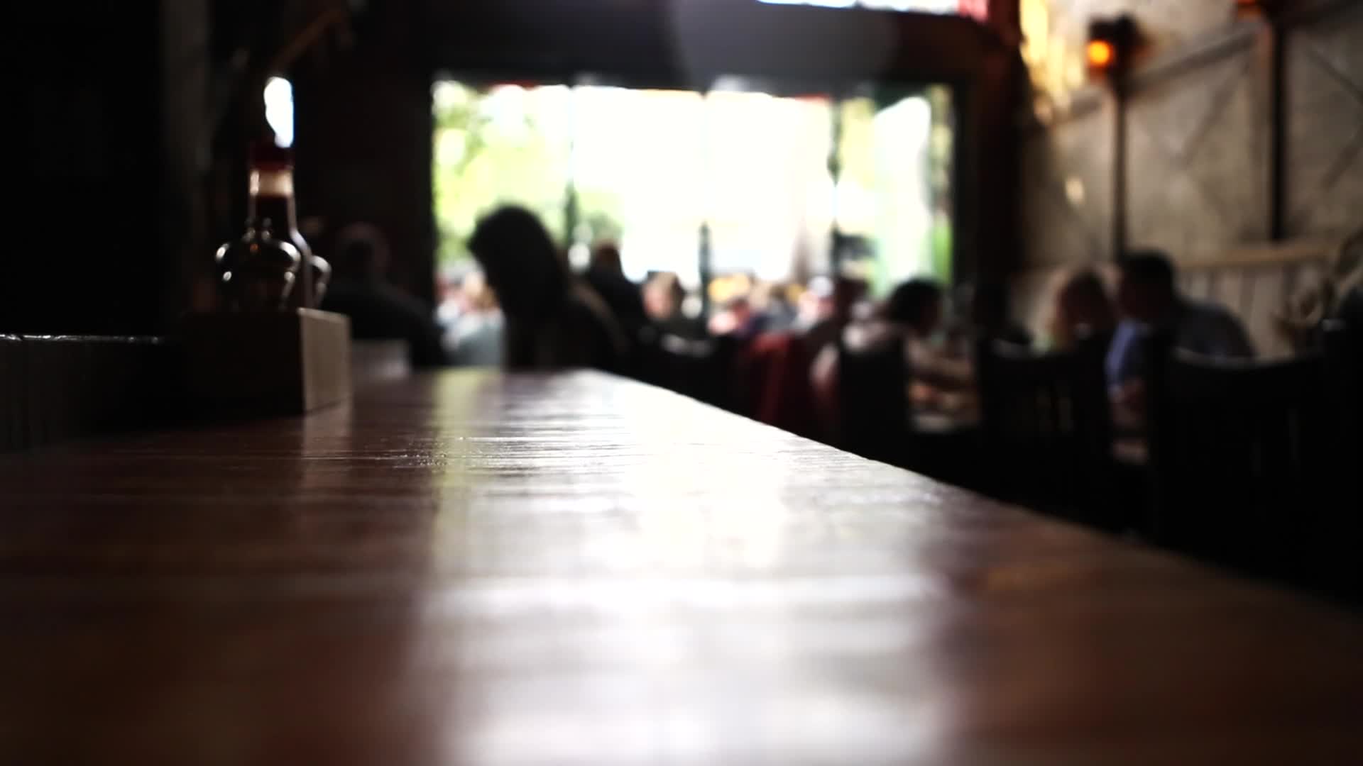 Ree Video Busy Bar Scene Video Live Wallpaper