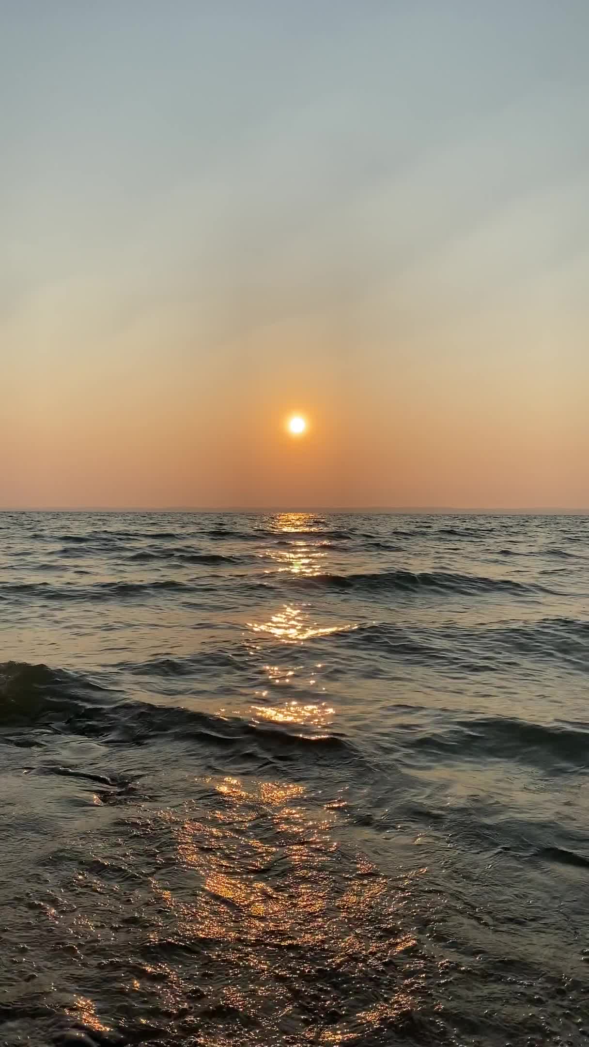 Sunrise Beach Water 4K Live Phone Wallpaper