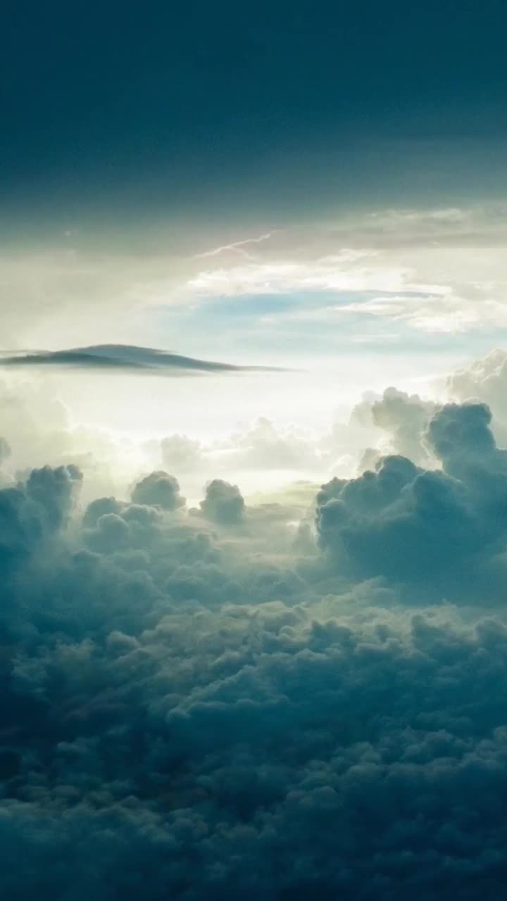 iPhone  Android Nature Storm Into The Clouds Live Wallpaper for Phone