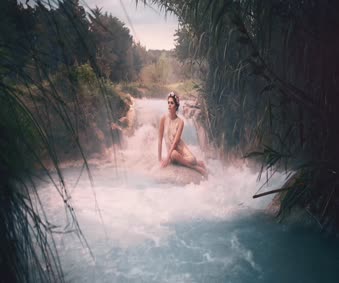 Girl Hot Springs Hd Live Wallpaper