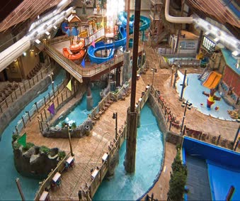 Water Park Live Wallpaper