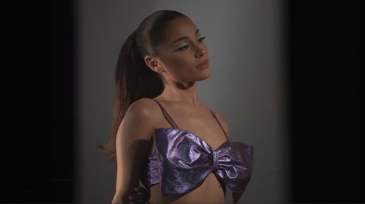 ariana grande wallpaper