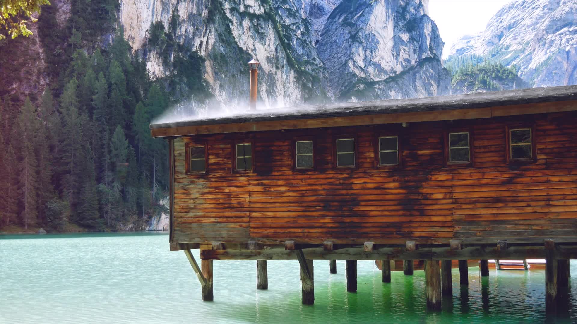 Lago di Braies HD Live Wallpaper