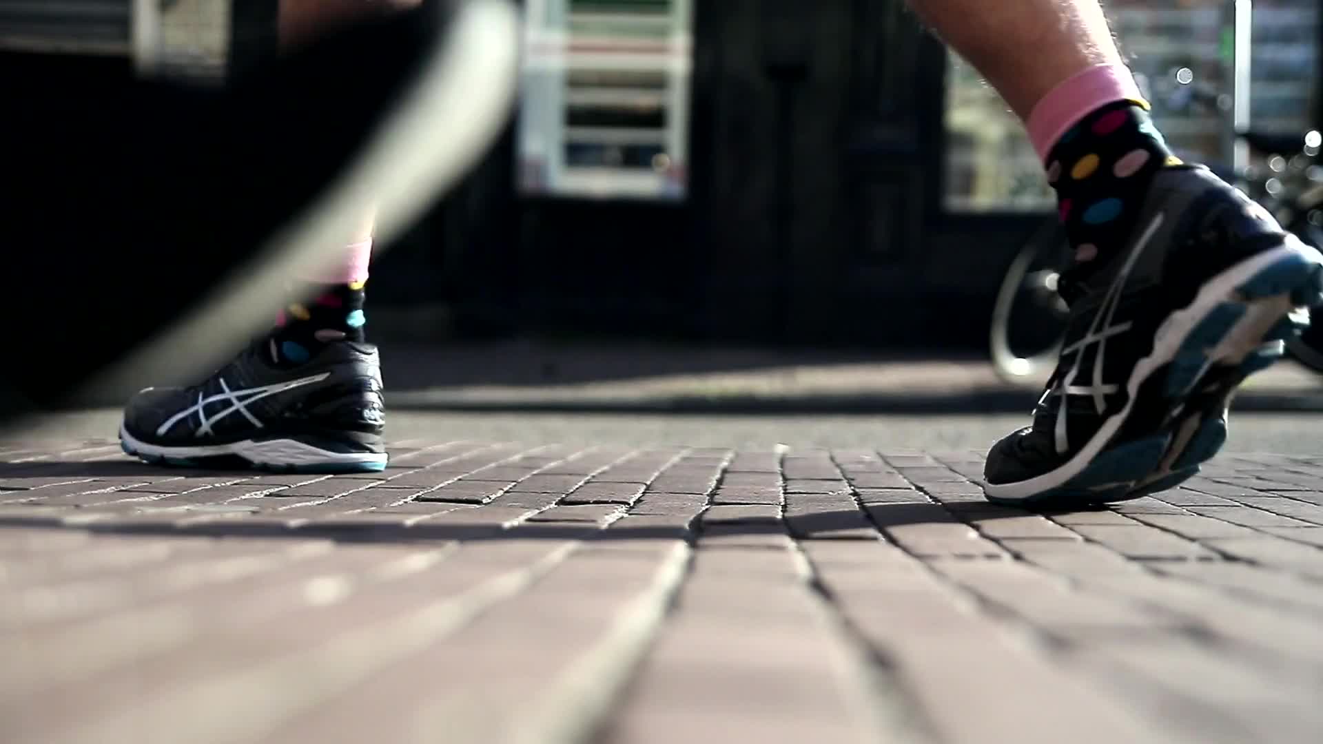 Walking 21782 Original Free Stock Video