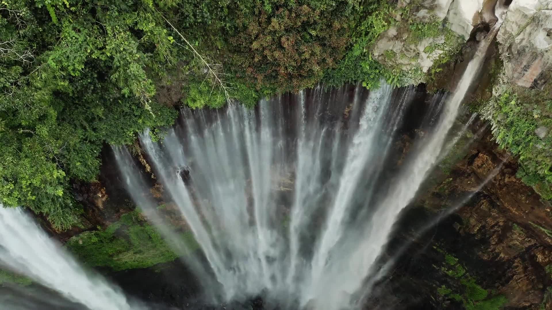 Waterfall 37088 Free Stock Video
