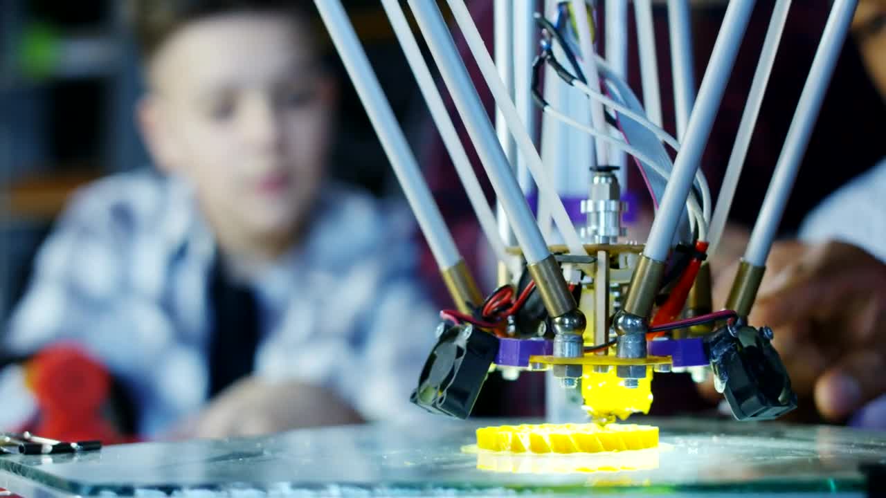 Stock Video 3 d printer working close up PC Live Wallpaper