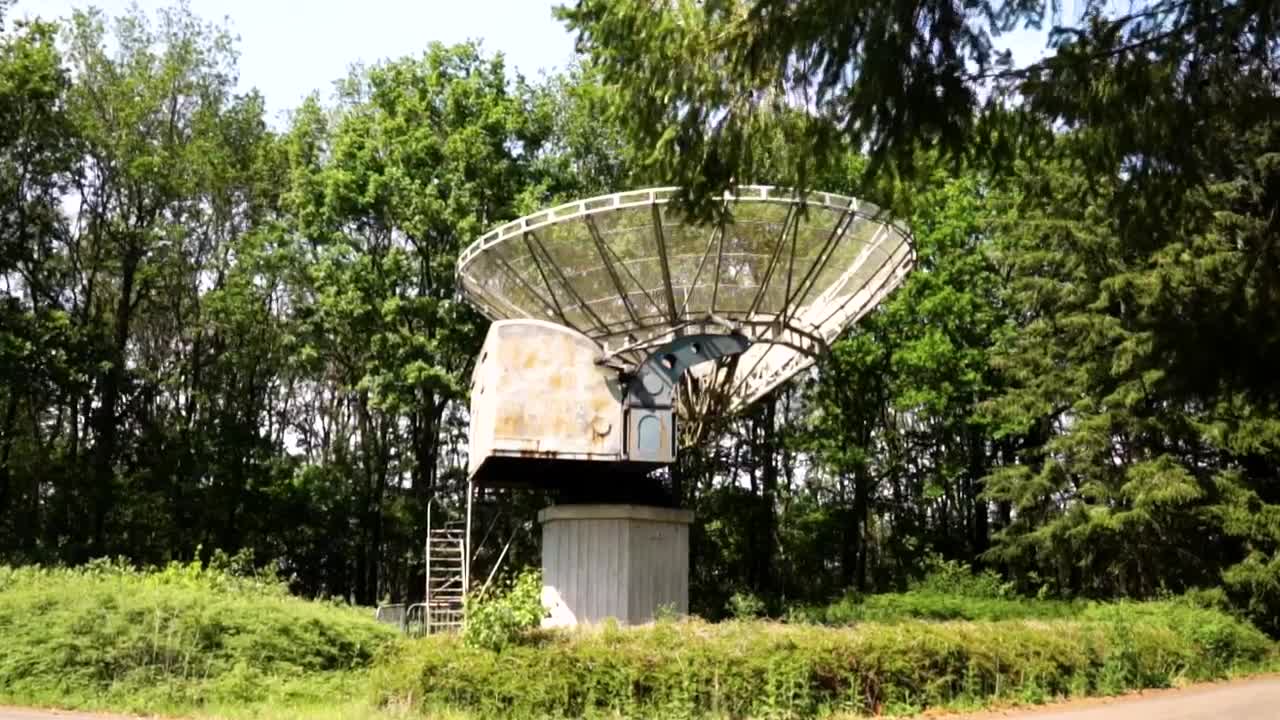 Stock Video Abandoned Antenna In The Middle Of Nature Live Wallpaper for PC