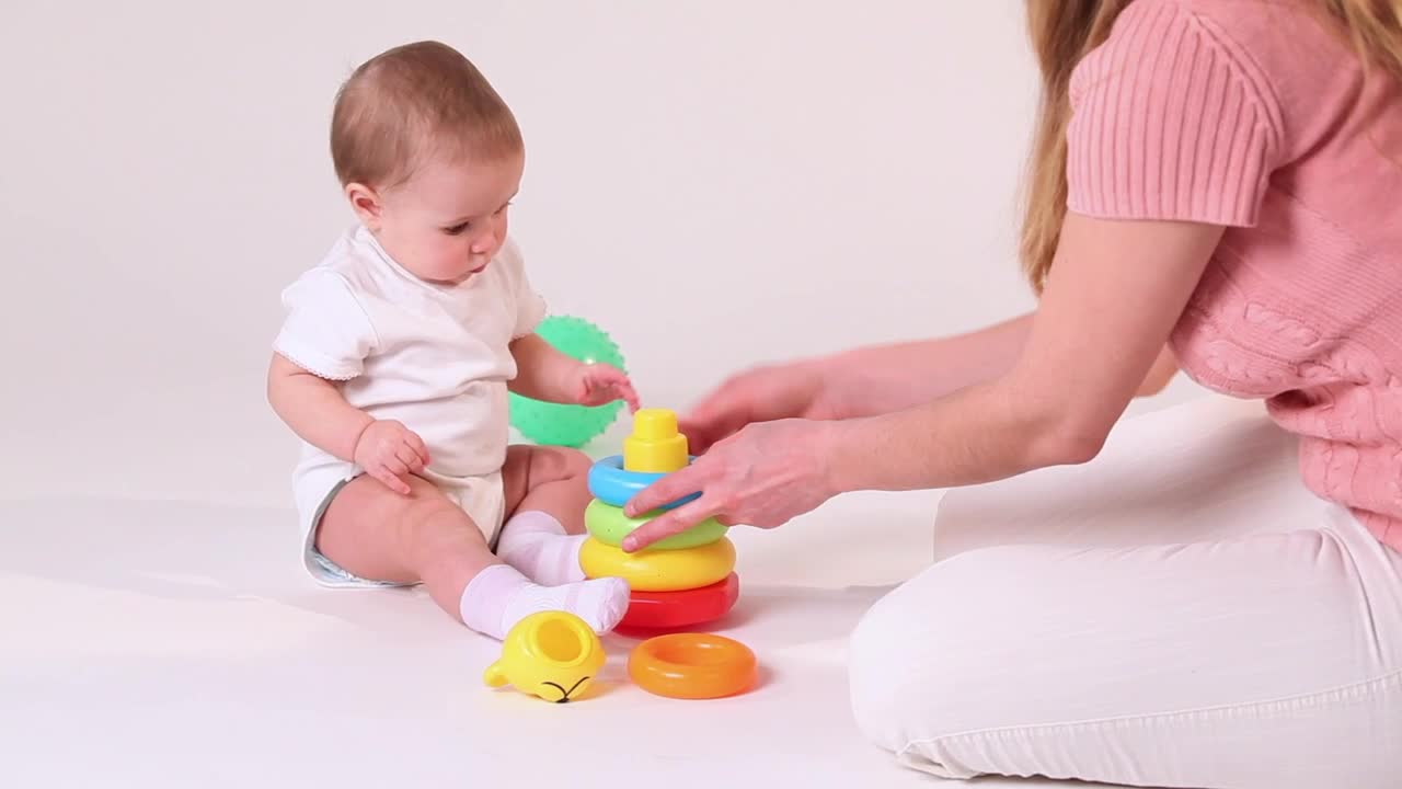 Stock Video Baby Playing With Mom Live Wallpaper For PC