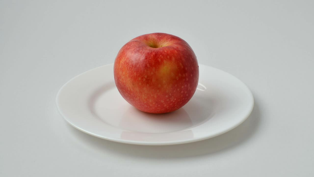 Stock Video Apple In Stop Motion Filling With Bites Live Wallpaper For PC