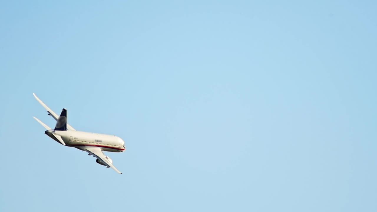 Stock Video A Passenger Plane Flying In The Clear Sky Live Wallpaper For PC