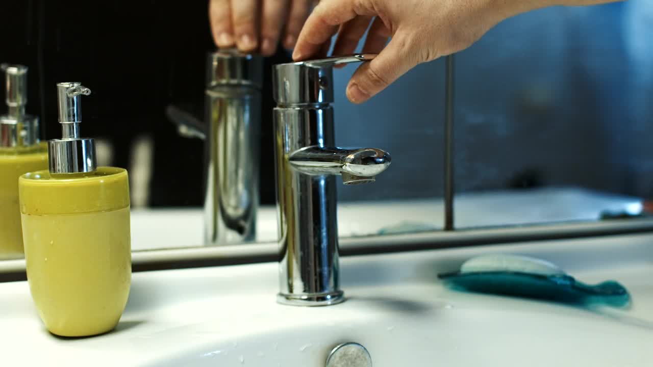 Stock Video A Man Washing His Hands In The Bedroom Live Wallpaper For PC