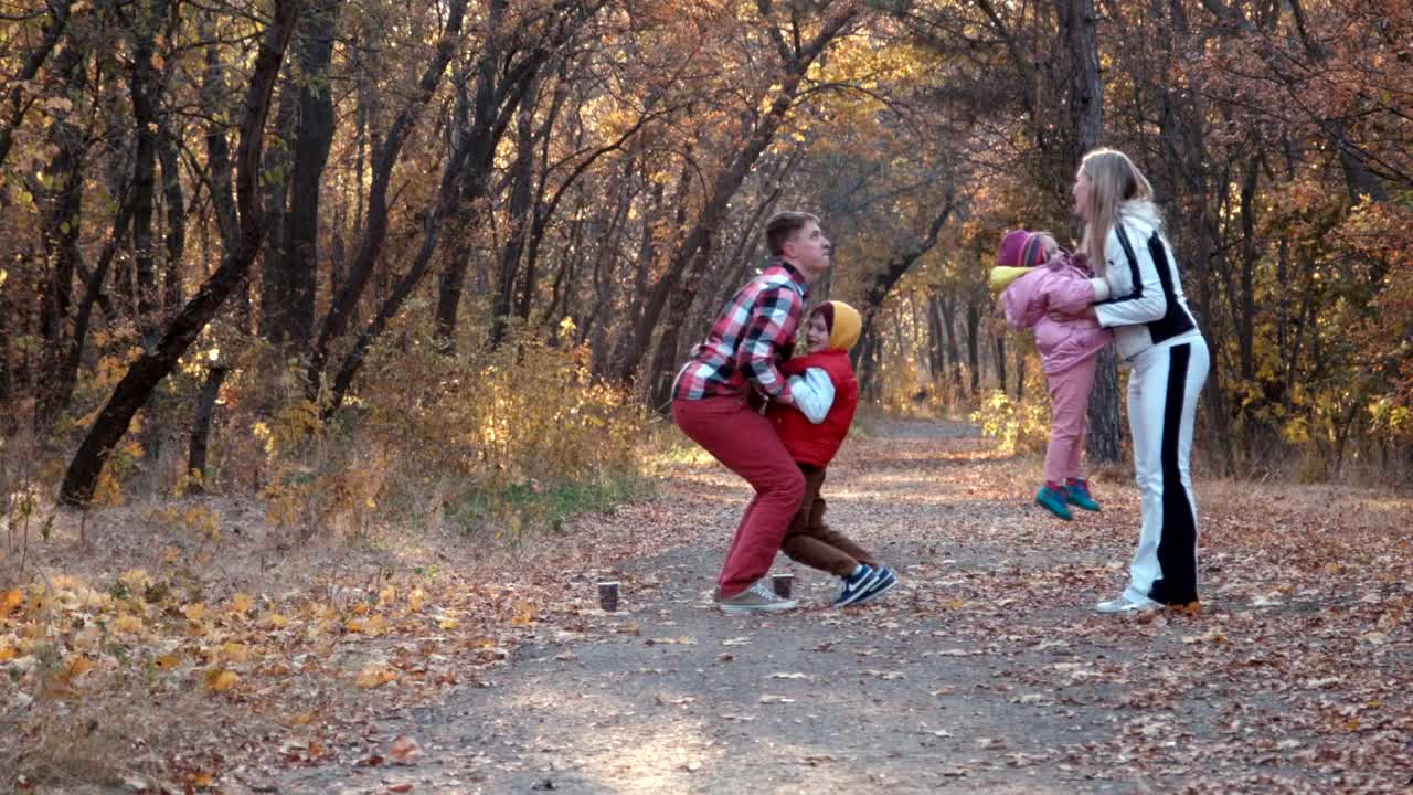 Stock Video A Happy Family Enjoying The Autumn Park Live Wallpaper For PC