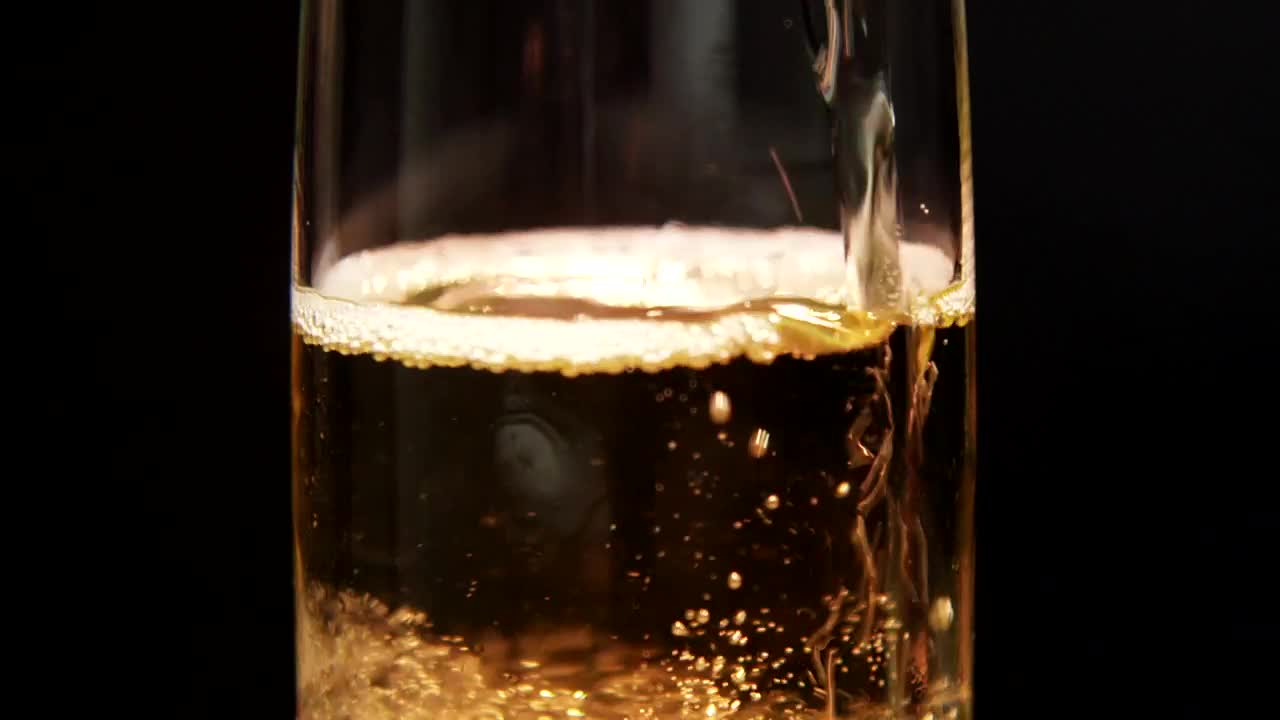 Stock Video Bubbles In A Glass Of Champagne Live Wallpaper For PC