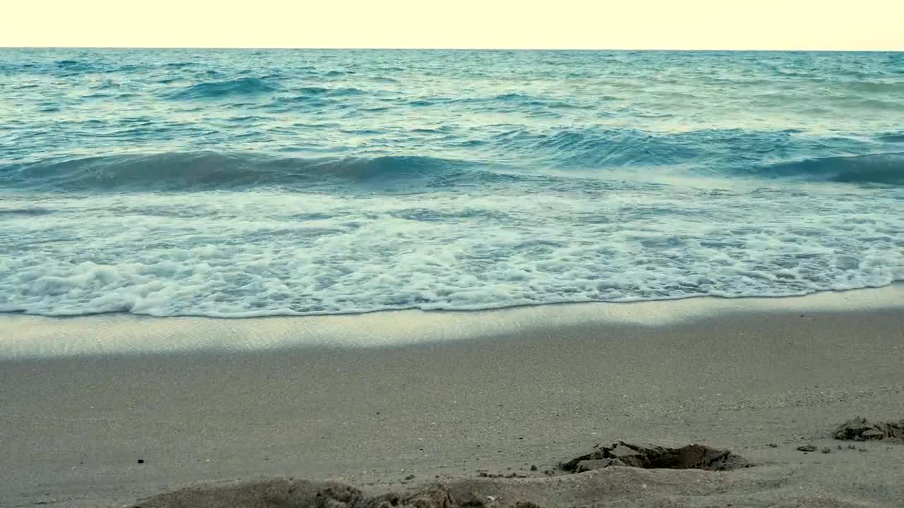 Stock Video Blue Waves Breaking By Footprints Live Wallpaper For PC