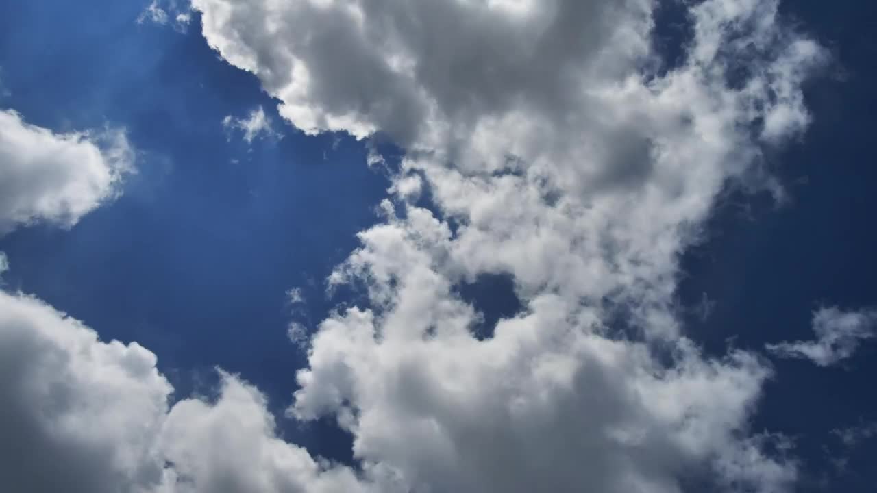Stock Video Blue Sky As The Clouds Travel Blown By The Wind Live Wallpaper For PC