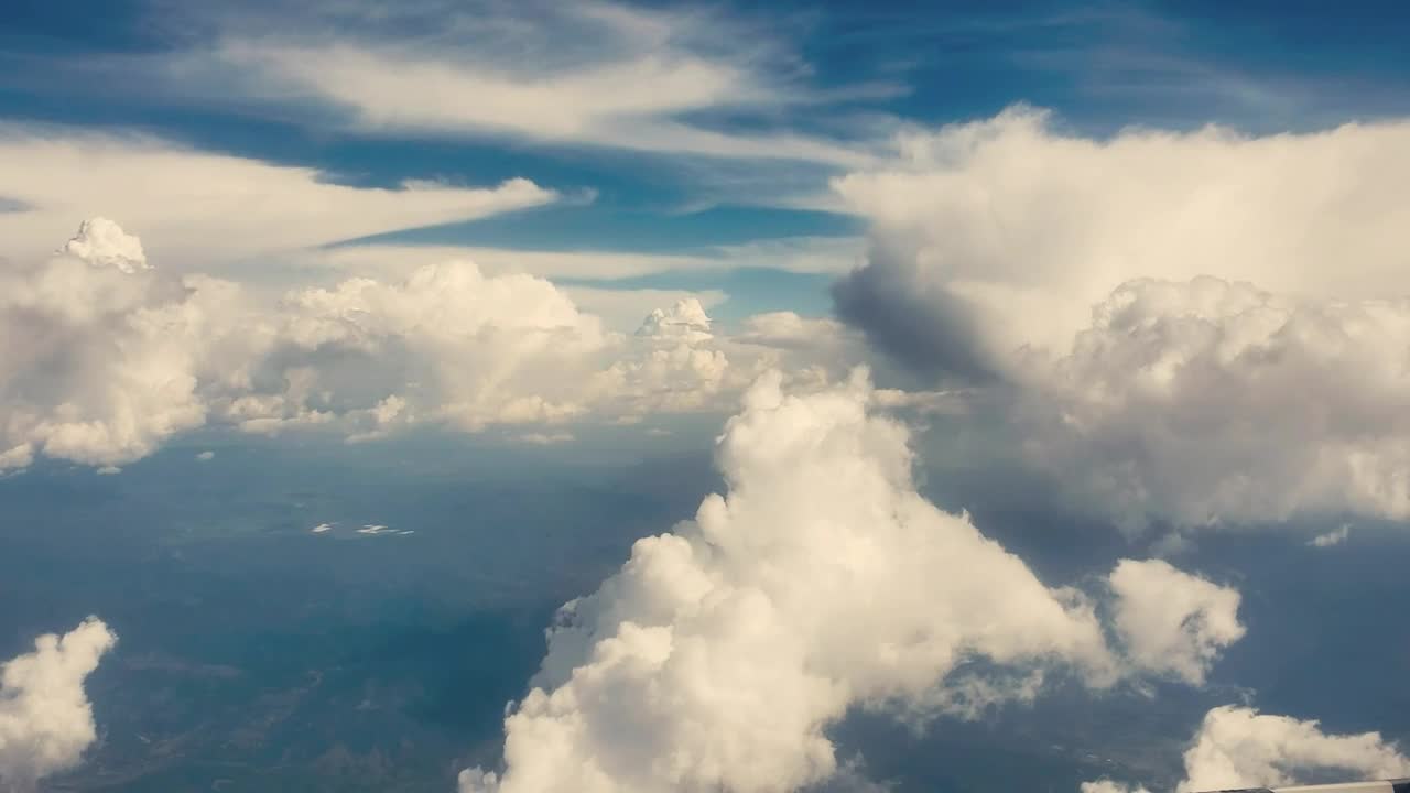 Video Stock Clouds And Blue Sky Live Wallpaper For PC