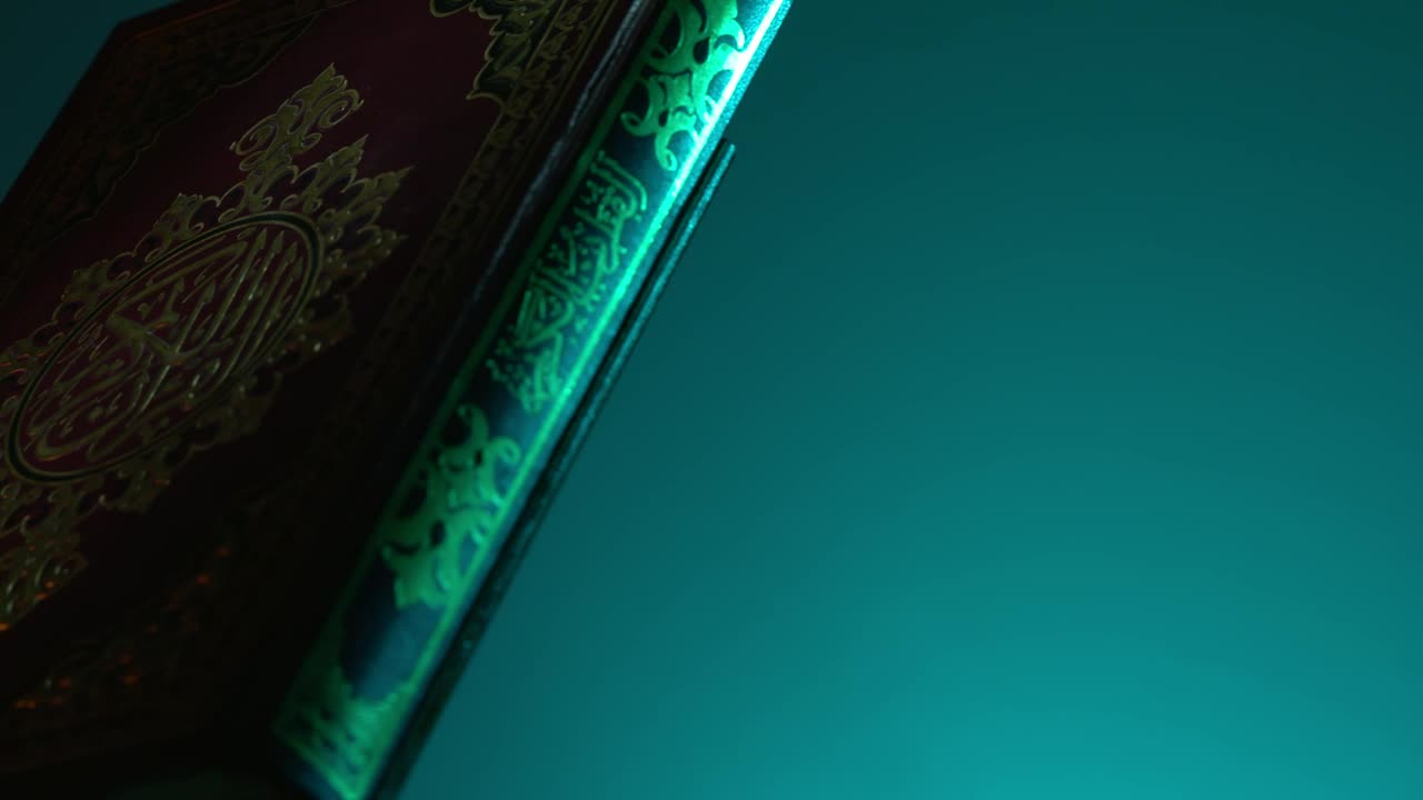 Video Stock Closeup Of The Quran Live Wallpaper For PC