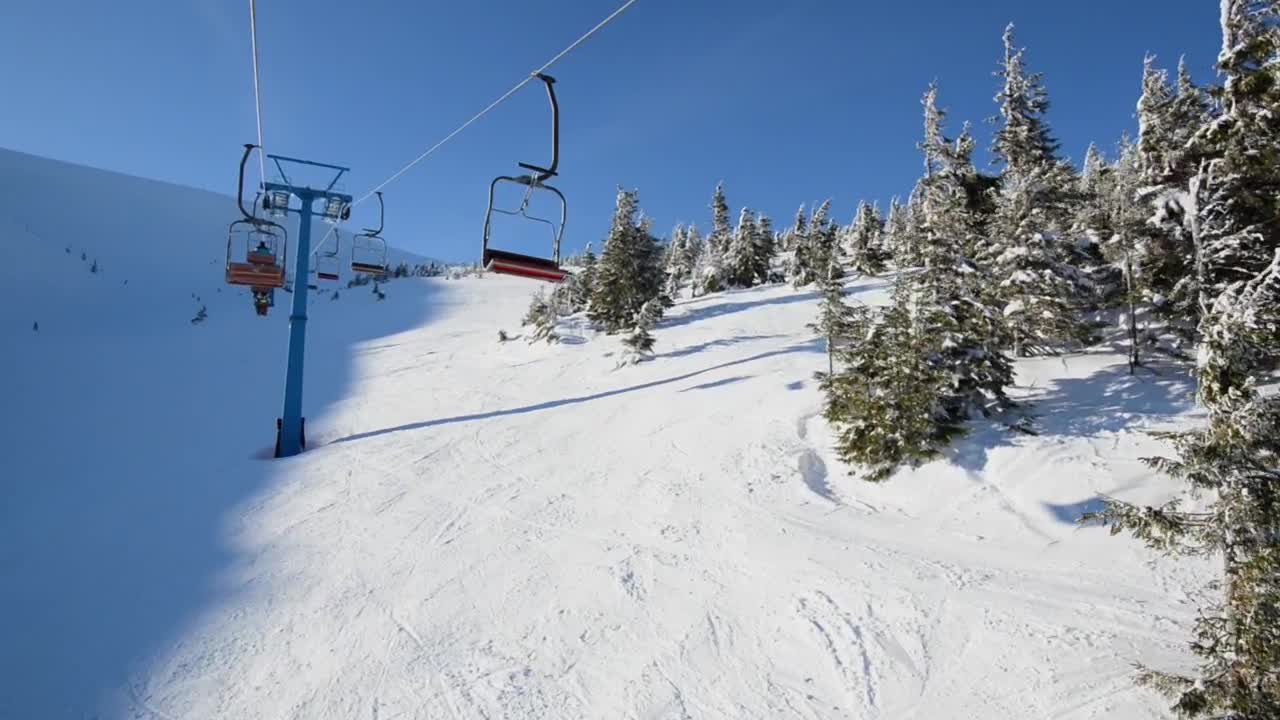 Video Stock Climbing The Mountain On The Ski Resort Live Wallpaper For PC