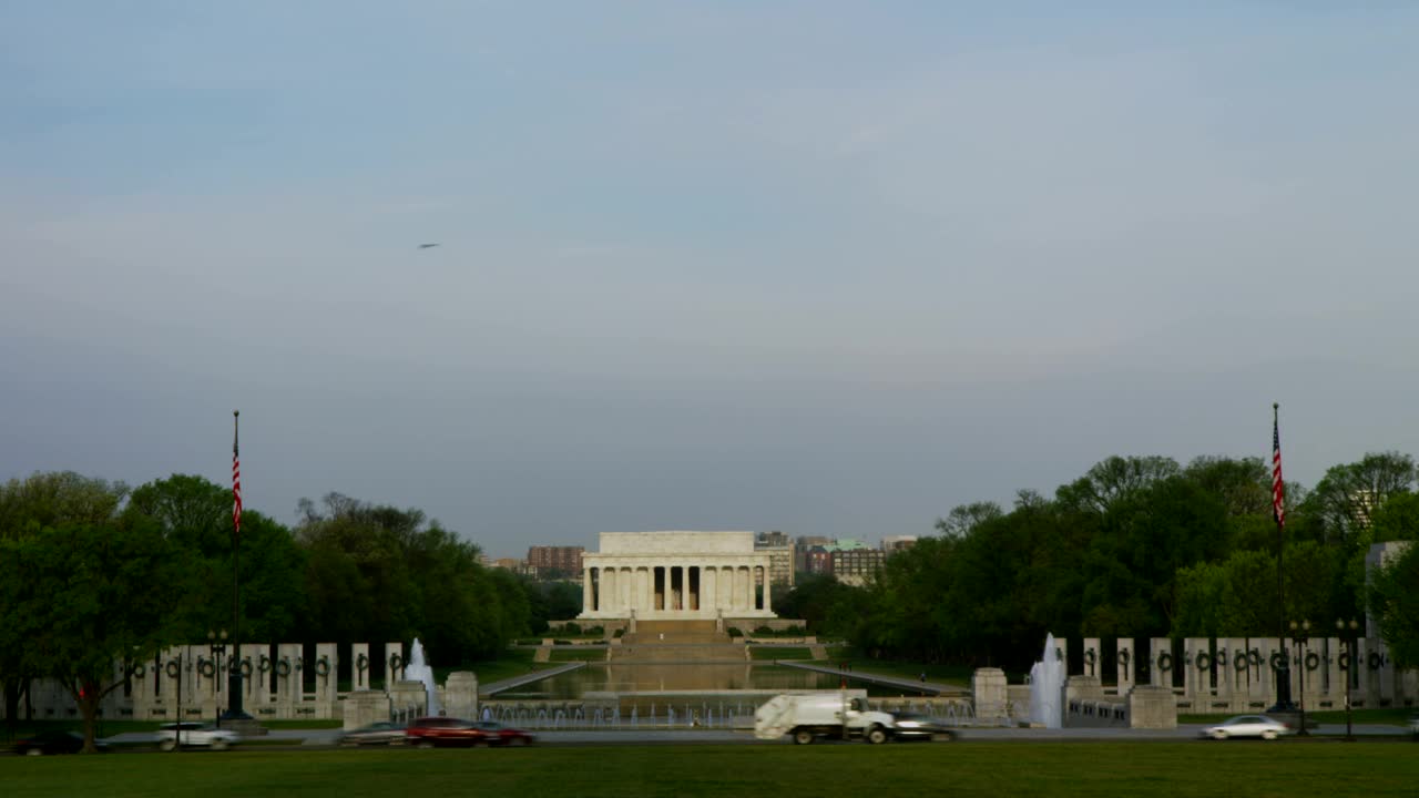 Video Stock Cars Parked By The Lincoln Memorial Live Wallpaper For PC