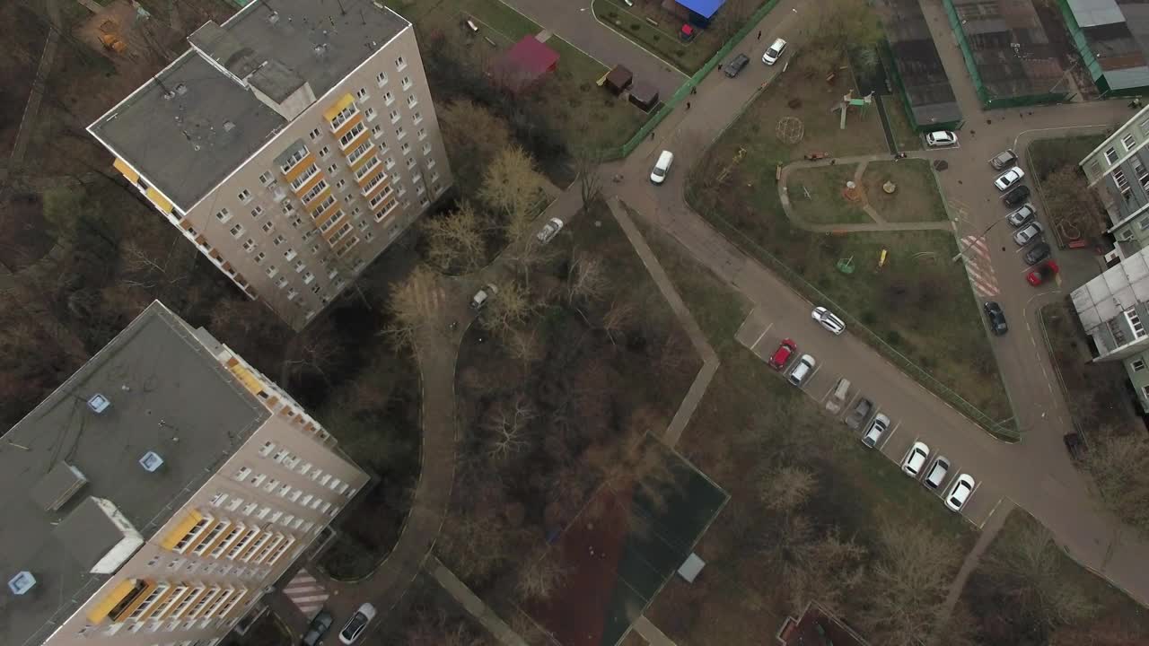 Video Stock Cars Driving Down Residential Streets Live Wallpaper For PC