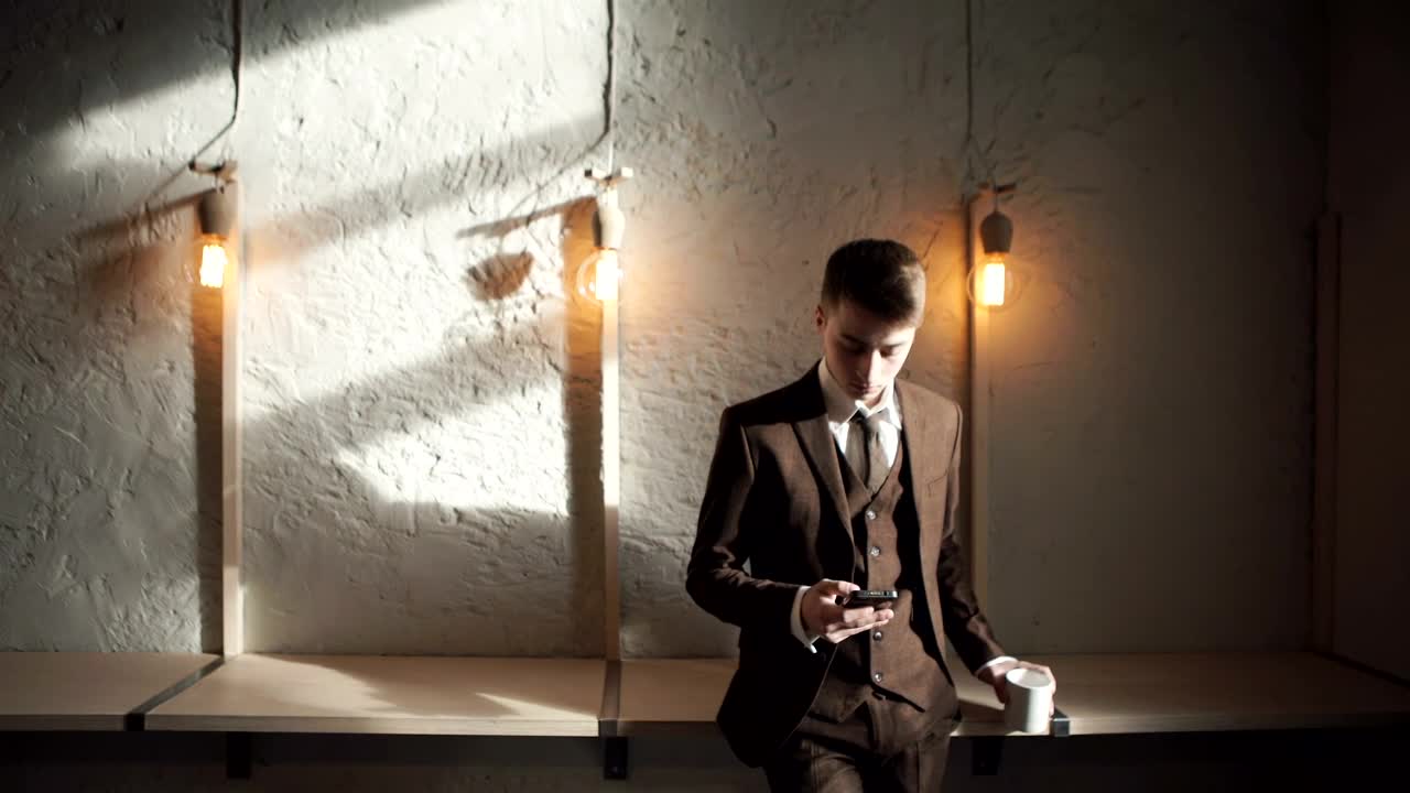 Video Stock Businessman Using A Mobile Phone Live Wallpaper For PC