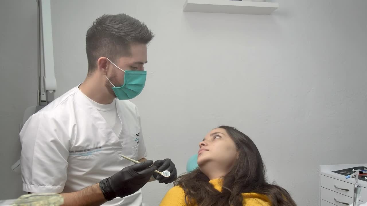 Stock Video Dentist Checking Teeth Live Wallpaper For PC