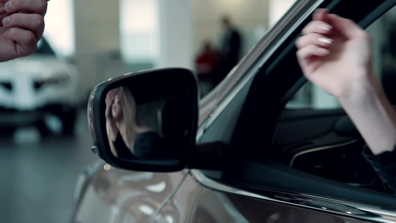 Stock Video Delivering Car Keys To The Owner Live Wallpaper For PC