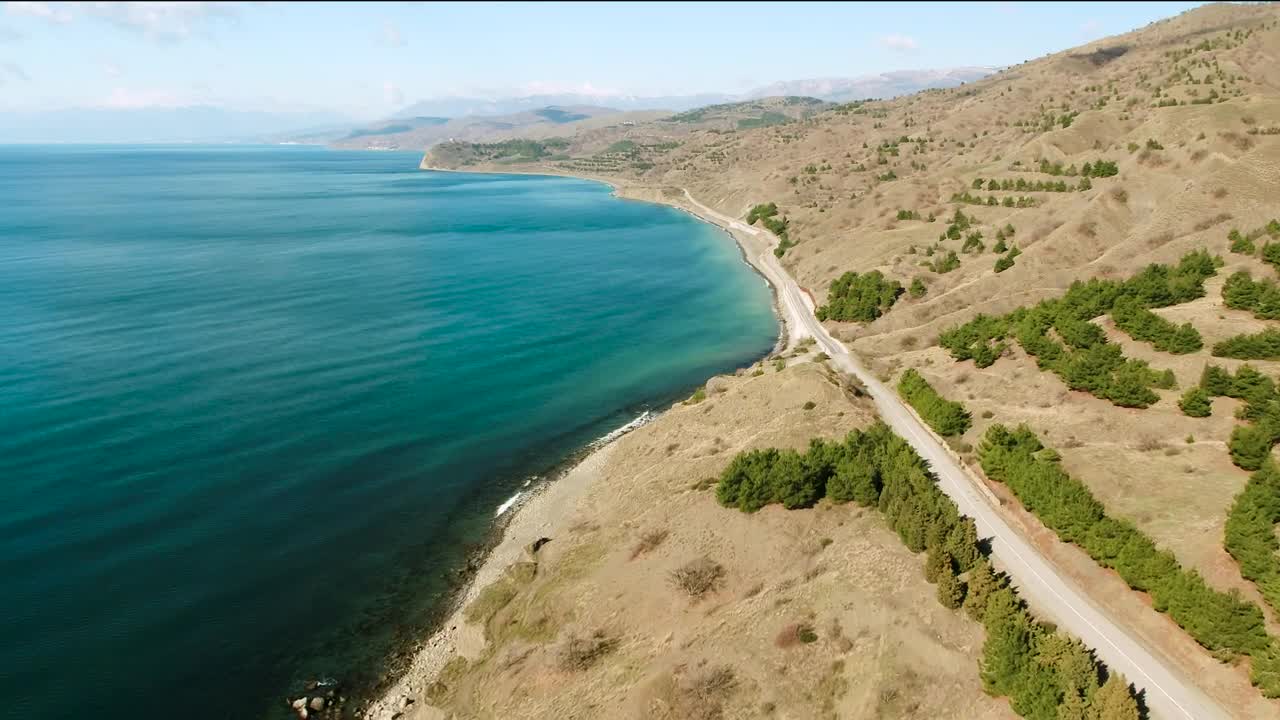 Stock Video Deep Blue Sea Along The Highlands Live Wallpaper For PC