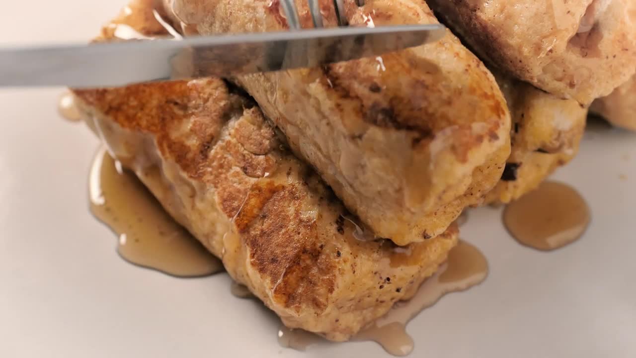 Stock Video Cutting French Bread Live Wallpaper For PC