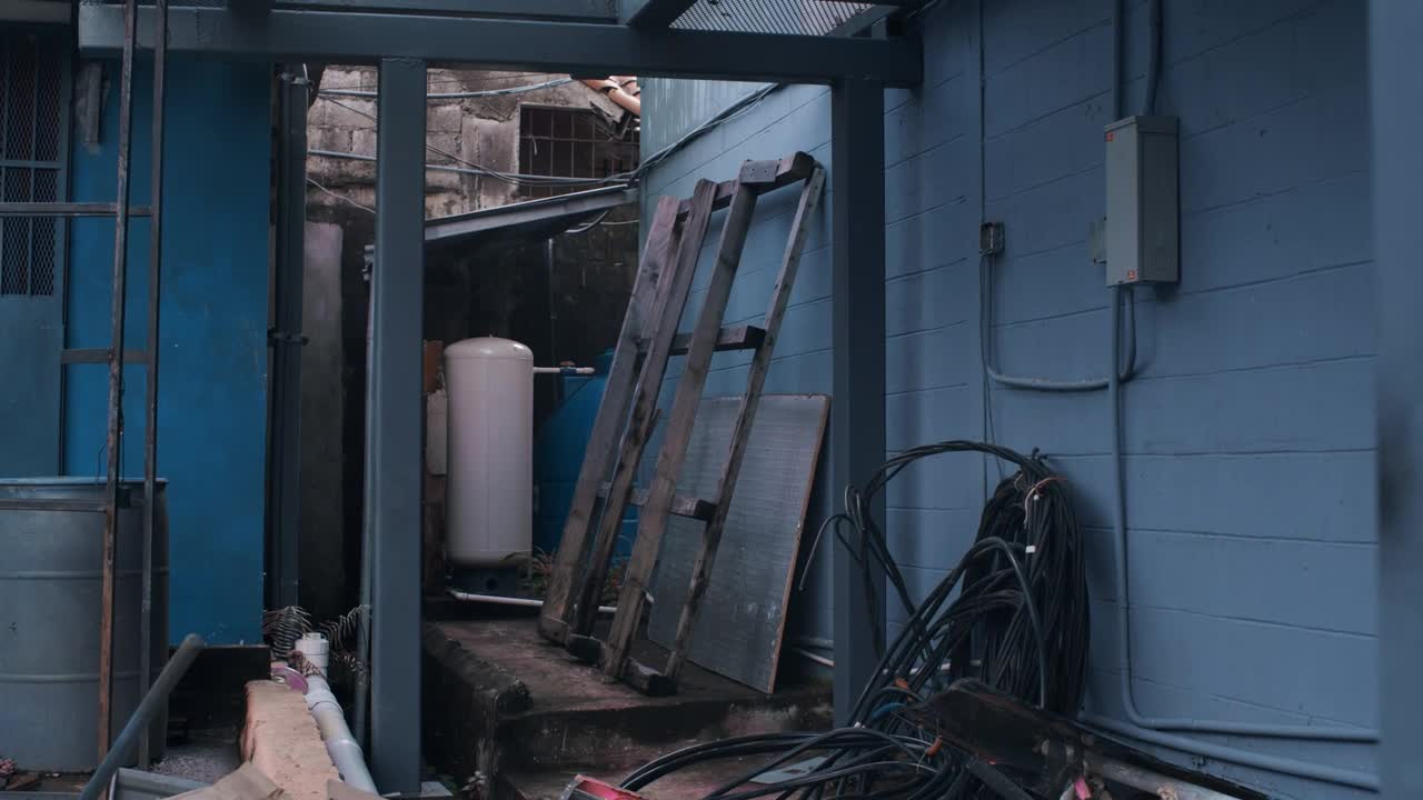 Stock Video Courtyard Of An Abandoned House Live Wallpaper For PC