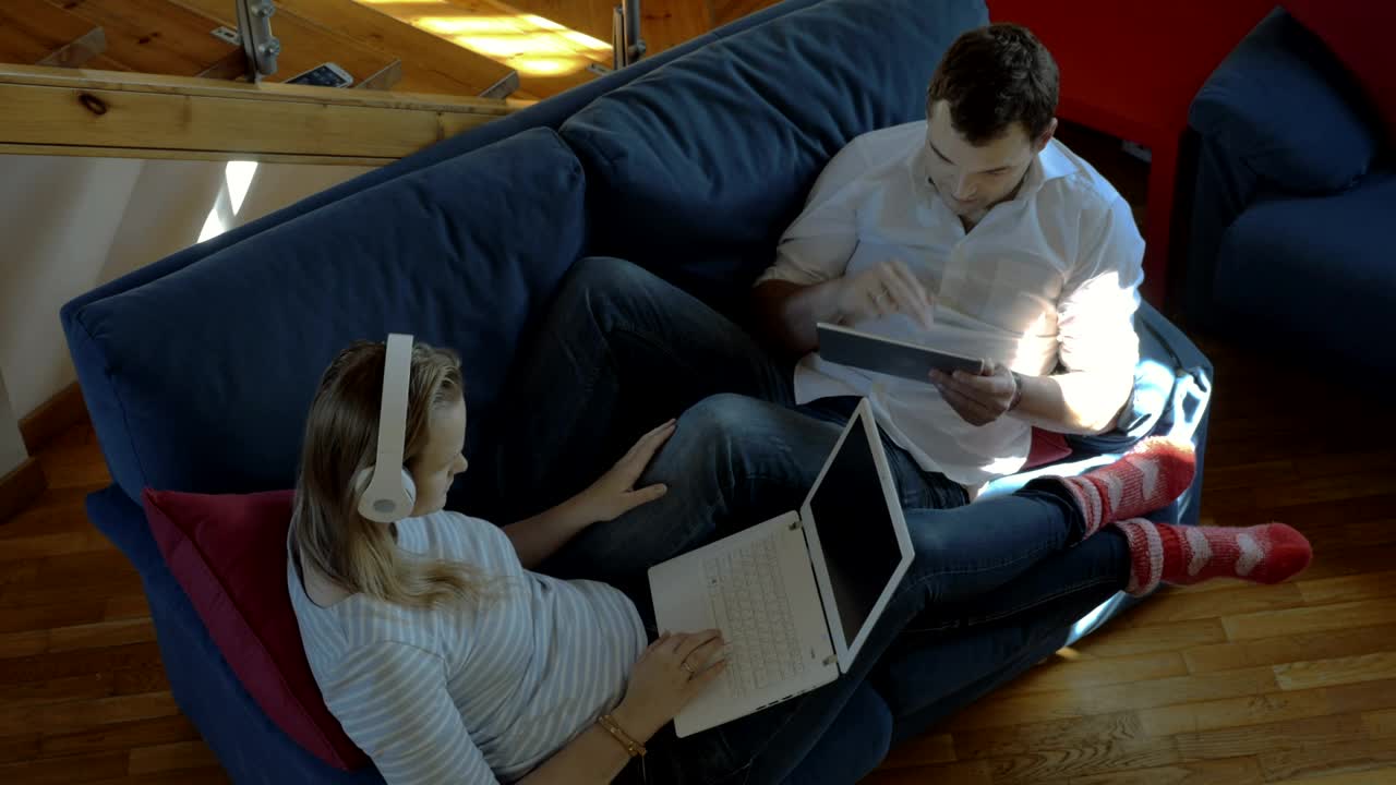 Stock Video Couple Working Together At Home Live Wallpaper For PC