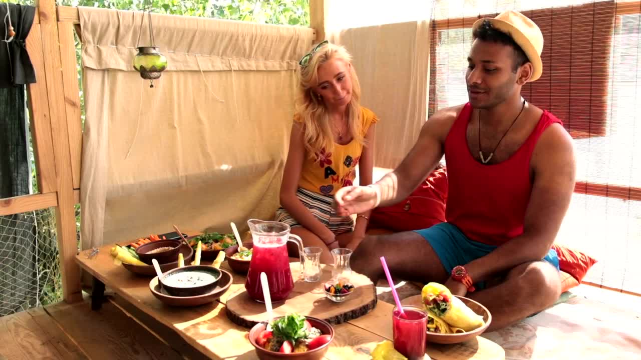 Stock Video Couple Having A Healthy Lunch Live Wallpaper For PC