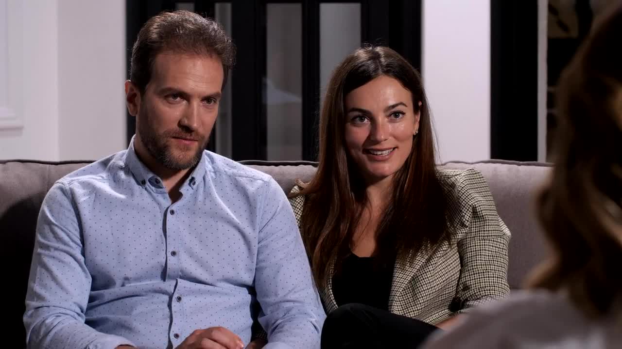 Stock Video Couple Happy After Speaking To A Therapist Live Wallpaper For PC
